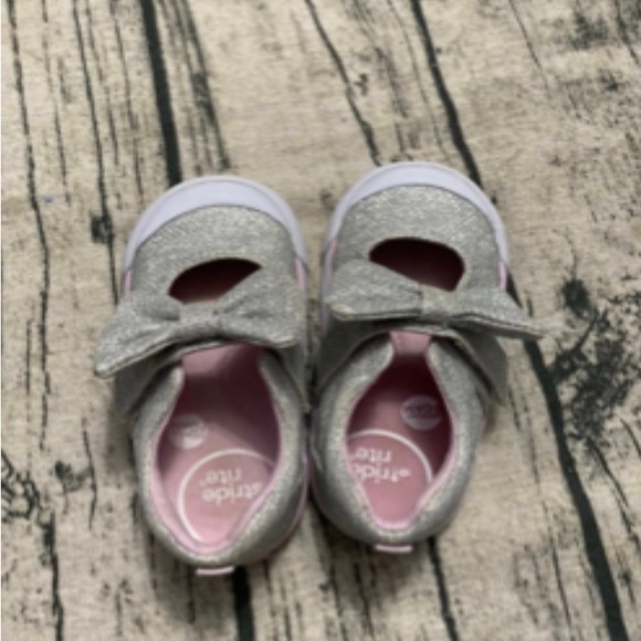 Stride rite toddler girl sneakers - Picture 3 of 5